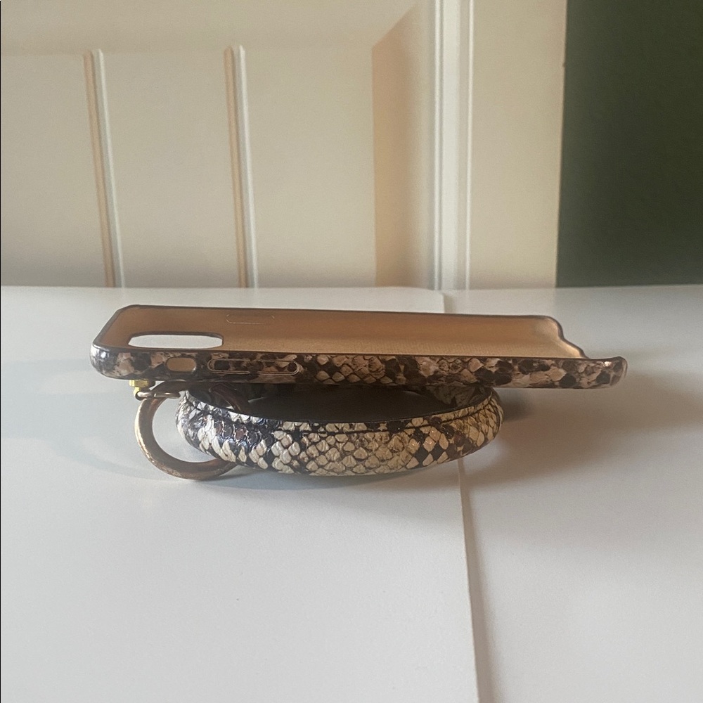 iPhone 11 Pro Max. Animal print phone case bundle - Picture 7 of 12
